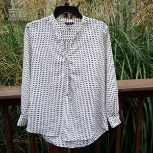 Daisy Fuentes Cream Blouse